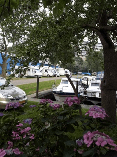 Camperplaatsen bij Jachthaven De Hanze